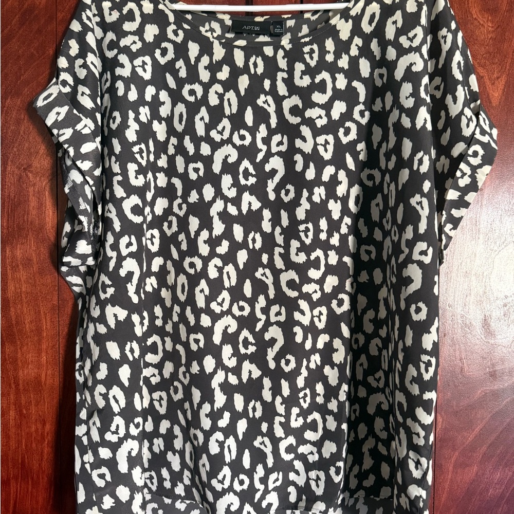 Apt. 9 Women's Monochrome Animal Print Blouse